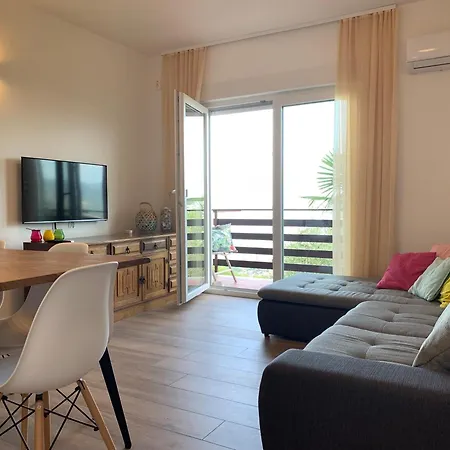 Apartment Seashell 2 Bedrooms With Sea View *